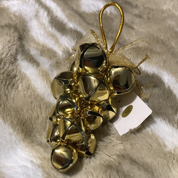 HOLIDAY ORNAMENTS WITH BELLS- Gold Tone - Picture 3 of 7